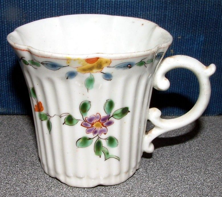 Early and Fine Worcester Coffee Can c1753-4