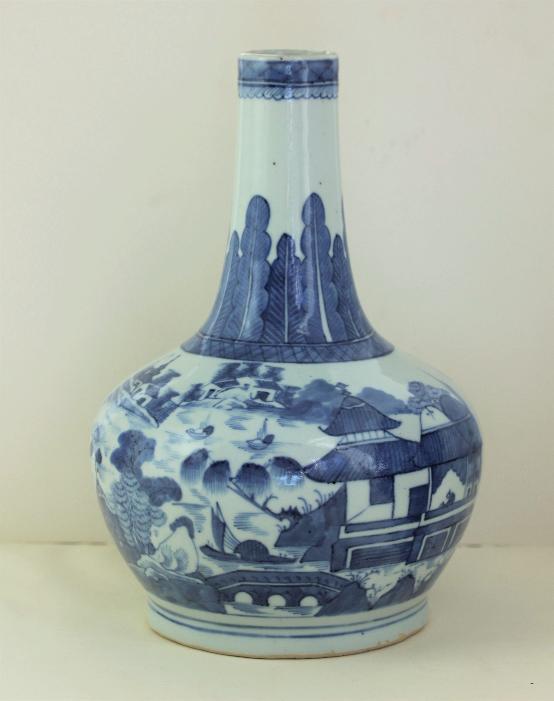 Chinese Export Canton Blue &amp; White Porcelain Water Bottle