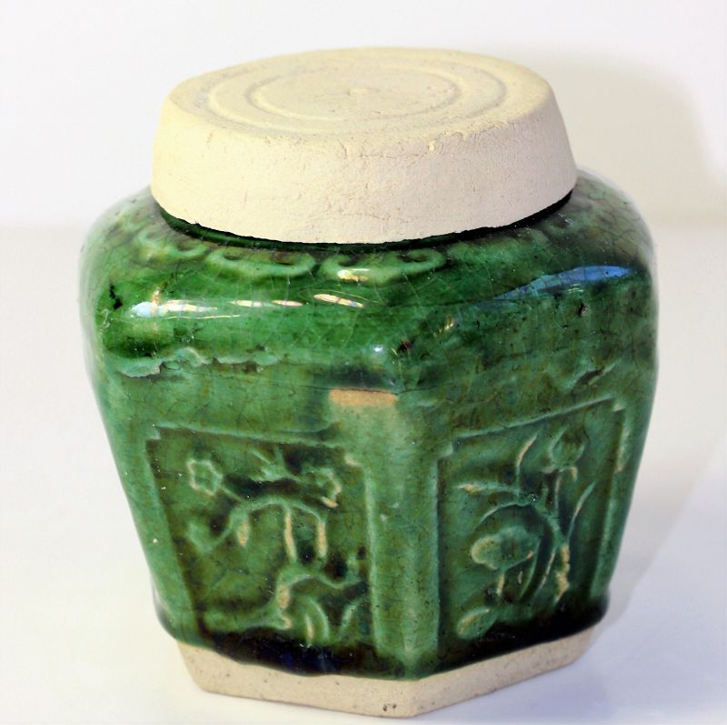 Chinese Pottery hexagonal shape green Covered Jar