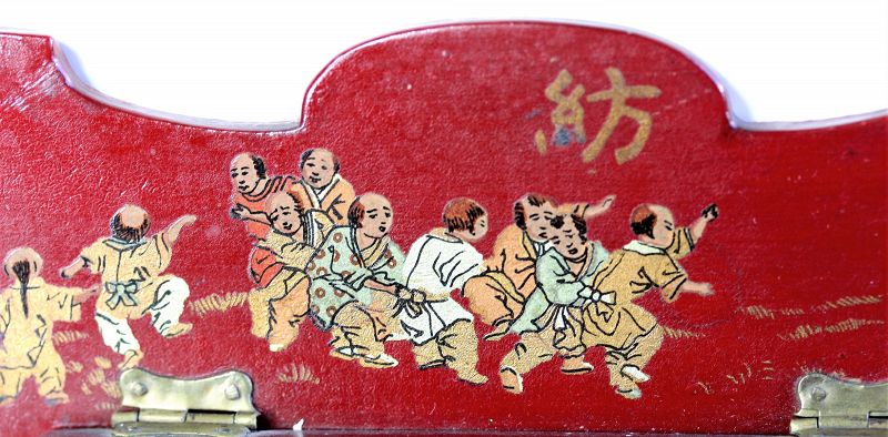 French Papier Mache Chinoiserie decorated Wall Hanger for Pipe