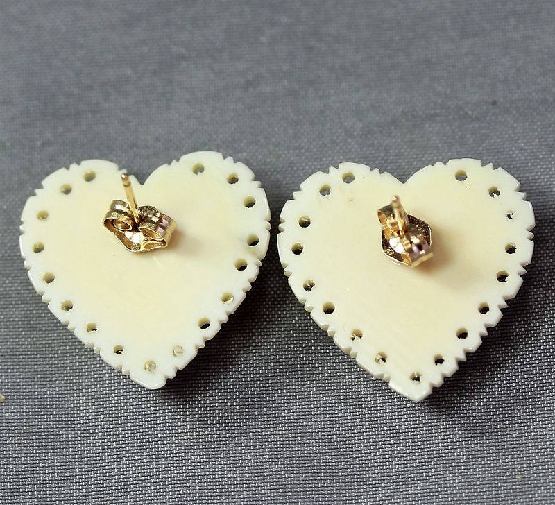 Pair Chinese carved Ivory Heart shape  earrings