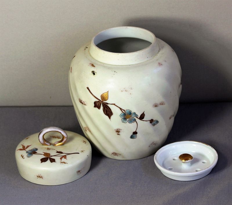 German porcelain Potpourri