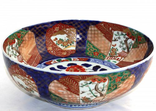 Japanese Imari Porcelain large punch Bowl