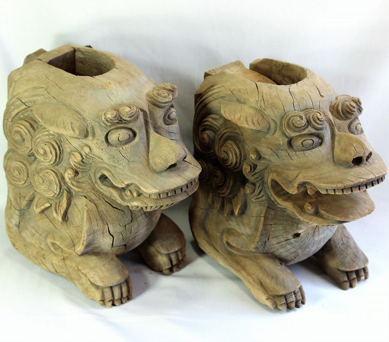 Pr. Japanese carved Wood Shrine Guardian Lions