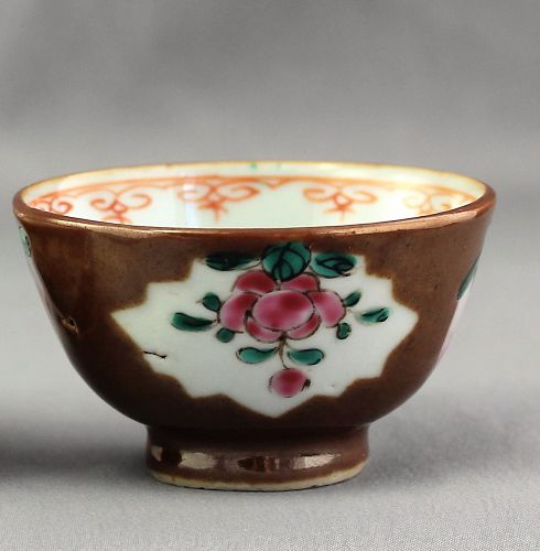 Chinese Export Cafe Au Lait & Famille Rose Porcelain Tea Bowl