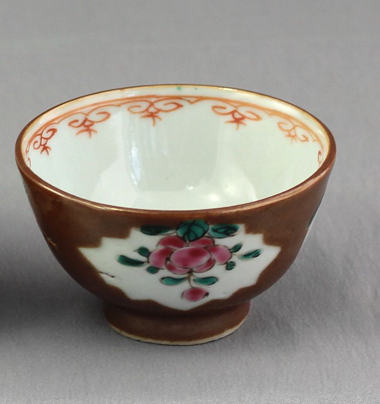 Chinese Export Cafe Au Lait &amp; Famille Rose Porcelain Tea Bowl