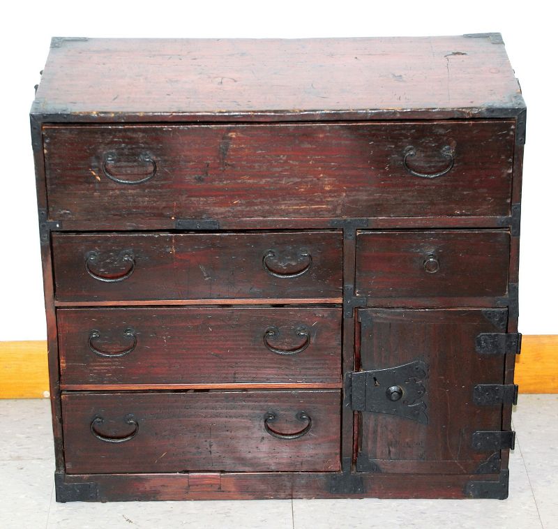 Japanese small Tansu, Meiji period