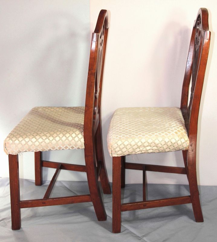 Pr. Hepplewhite Mahogany Side Chairs, Shield &amp; Eagle back