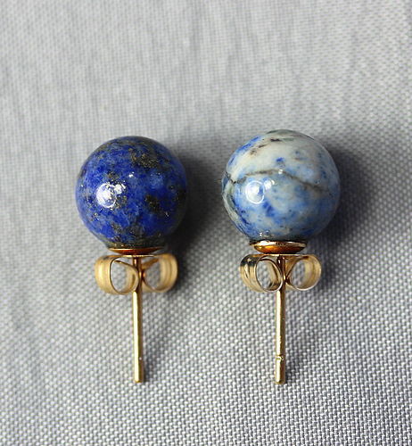 Pr. Chinese natural Lapis Lazuli Earrings, 14K gold mounting