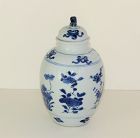 Chinese Export Blue & White Porcelain Vase, Foo Dog knob, Kangxi mark