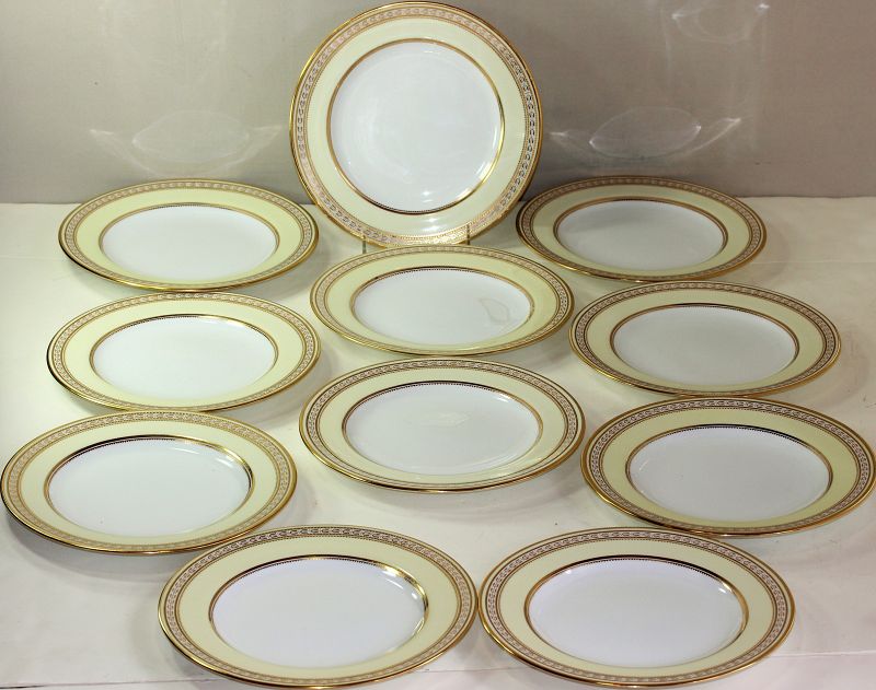English 11 Spode Copeland Porcelain gold rim Luncheon Plates, R3716 2