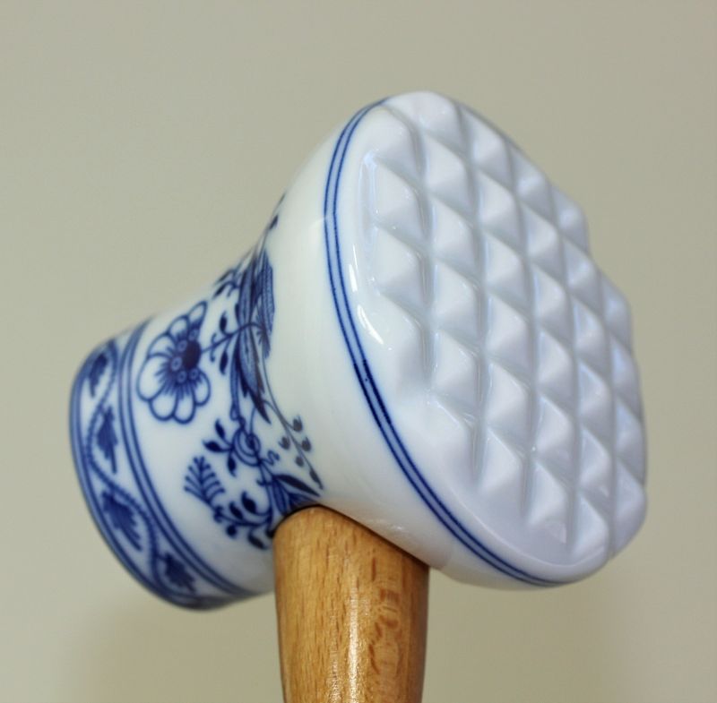 Blue Onion design Porcelain Meat Tenderizer, Meat Mallet