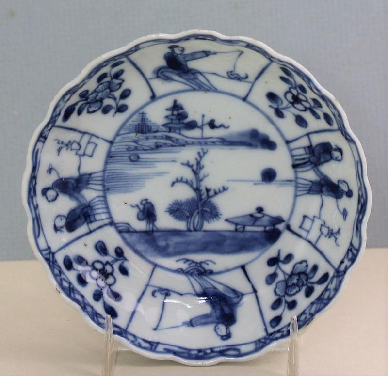 18TH C. Chinese Kangxi Porcelain Blue & White Dish