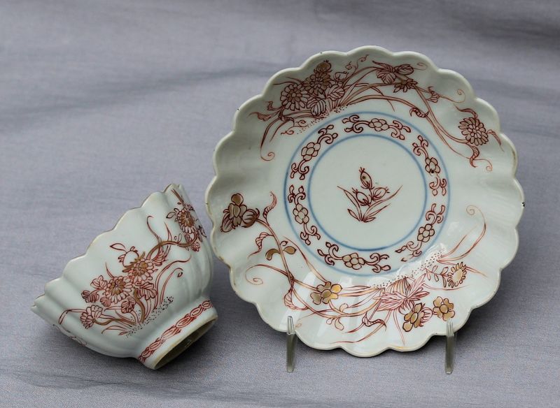 Chinese Export Porcelain Scallop Rim Tea Bowl & Saucer, 18th C.