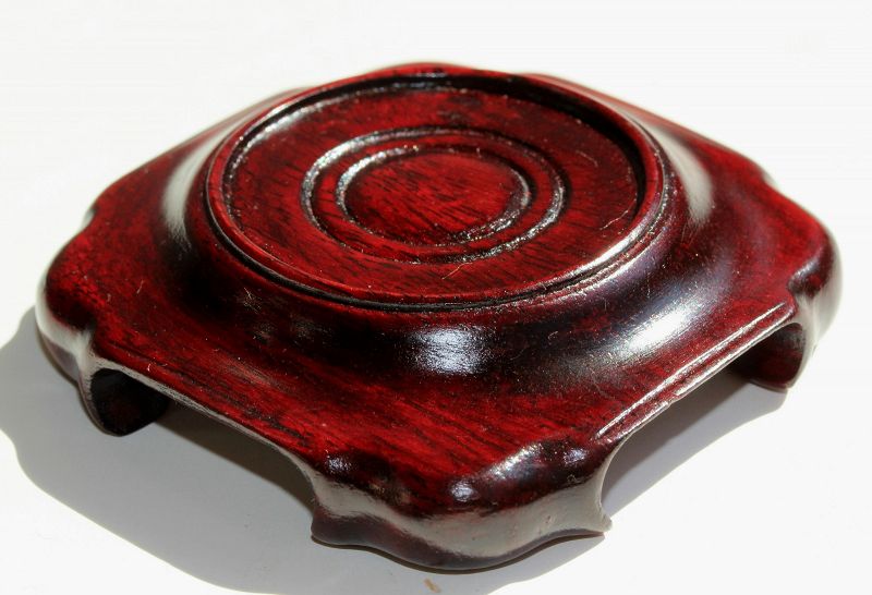 Chinese Rosewood Small Square Bottom Round top stand, Hong Kong made