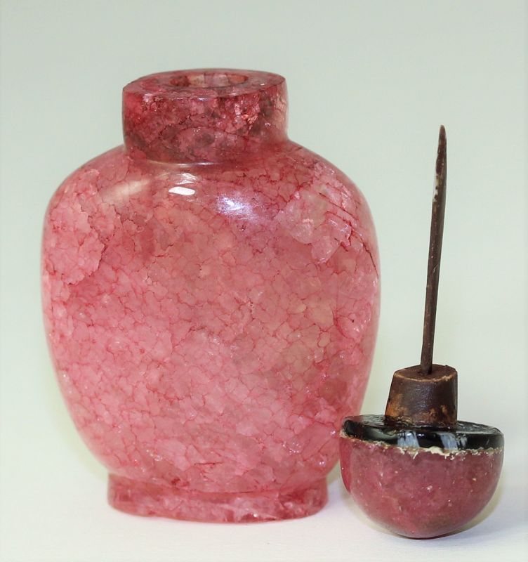 Chinese Snuff Bottle, Pink Quartz &amp; original Top