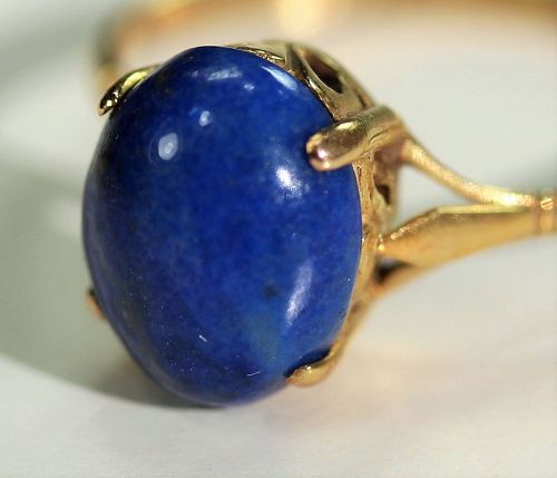 Lapis Lazuli Cabochon & 14 K Gold Ring, size 6
