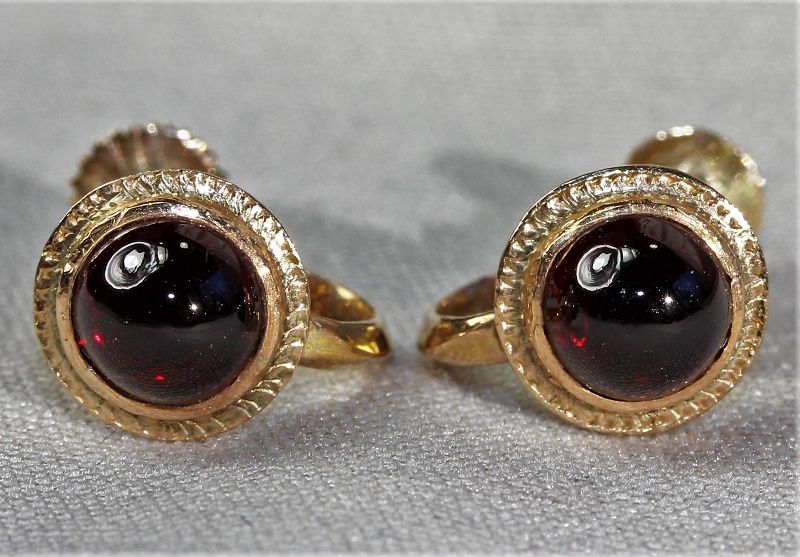 Pr. Natural Garnet & 14K gold Earrings, 1960's Vingate