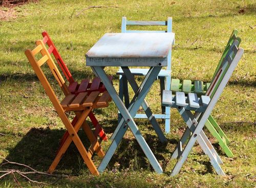5 Painted Folding Wooden Chairs & one(1) Table, Cafe style, total 6