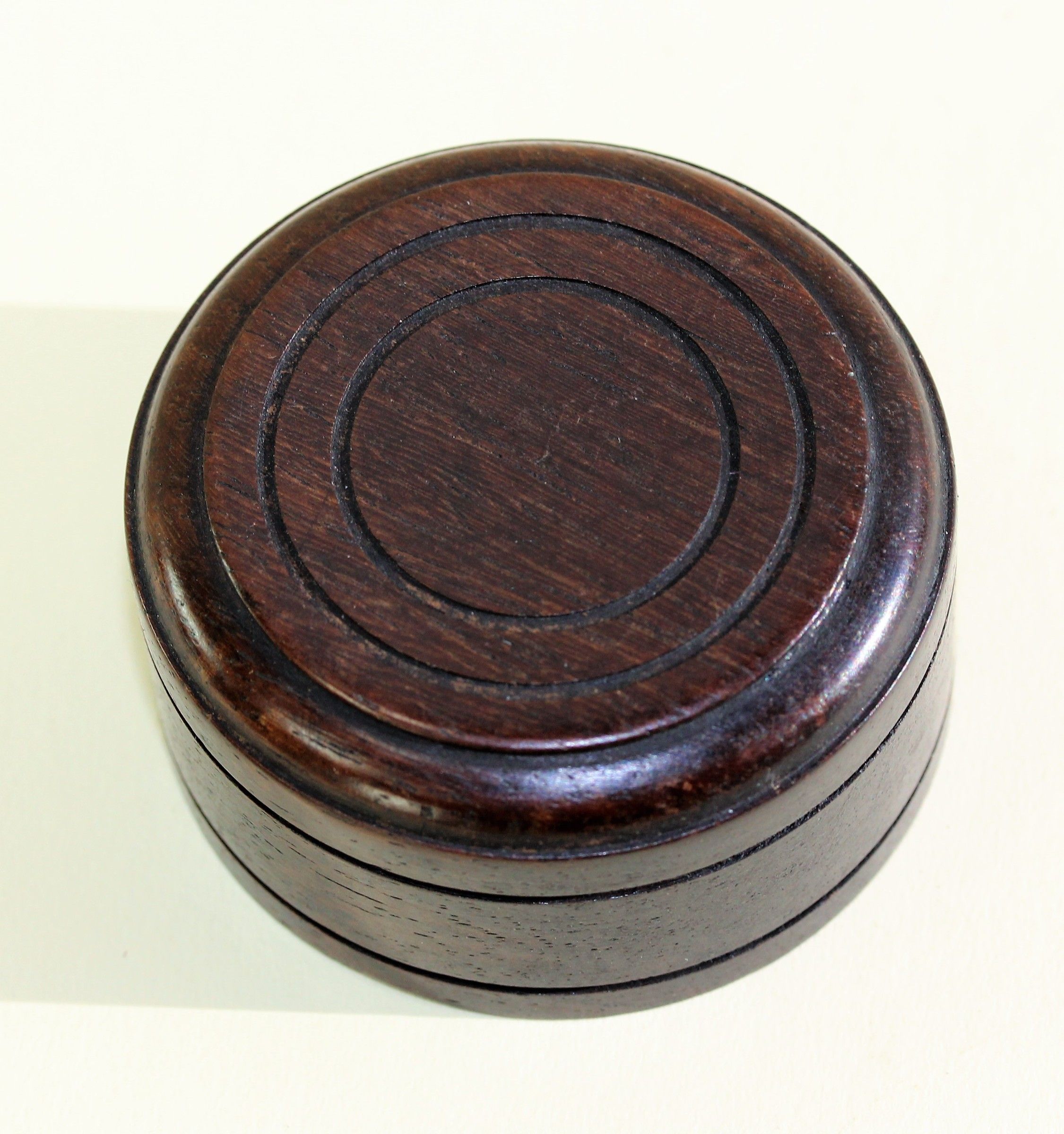 Chinese Carved Round Wooden Top for Tea Caddy or Tea Jar