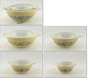 PYREX – HOMESTEAD PATTERN 4 PIECE NESTED BOWL SET