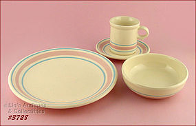 McCOY POTTERY – PINK AND BLUE DINNERWARE FOR 4 (16 PCS)