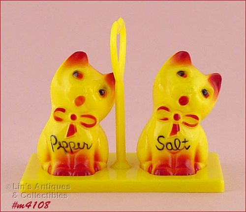 Vintage Yellow Kittens Salt and Pepper Shakers