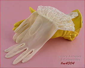 WHITE NYLON GLOVES  (SIZE 5 OR 6)