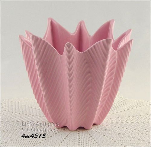 Shawnee Pottery Large Pink Jardiniere with Petal Tips