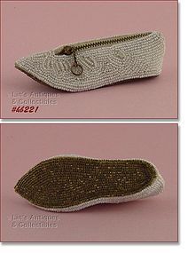 VINTAGE BEADED SHOE SHAPED COIN PURSE