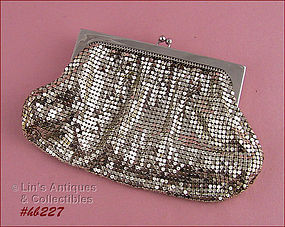 WHITING DAVIS SILVER COLOR VINTAGE METAL MESH EVENING BAG