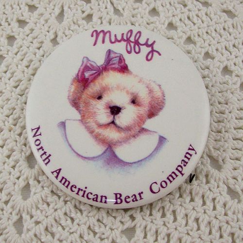 The MUFFY VanderBear Pin Limited Item