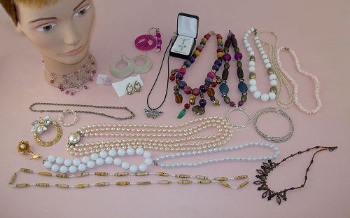 Vintage to New Costume Jewelry Lot 23 Pieces