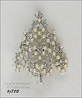 EISENBERG ICE – FAUX PEARL AND RHINESTONE CHRISTMAS TREE PIN