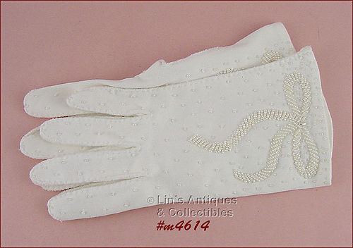 VINTAGE BEADED BOW WHITE GLOVES SIZE 7