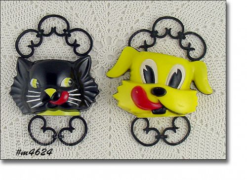 Vintage FiFi and Fido Dog and Cat Wall Pockets