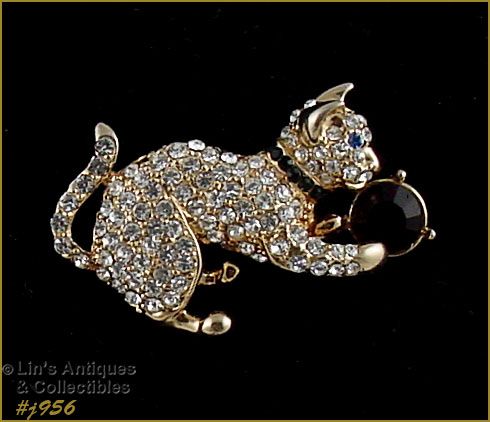 EISENBERG ICE PIN RHINESTONE CAT PLAYING WITH RHINESTONE BALL