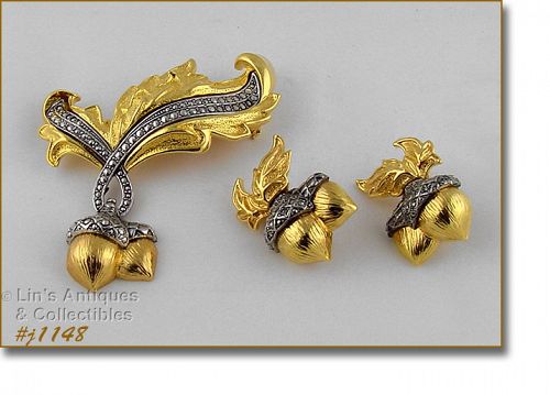Vintage Avon Elegant Acorn Pin and Earrings