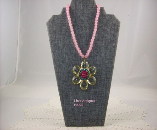 Lenora Dame Necklace with Flower Pendant