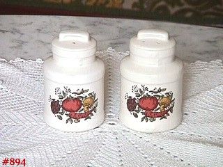 McCoy Pottery Spice Delight Shaker Set Mint Condition