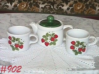 McCoy Strawberry Country Tea for Two