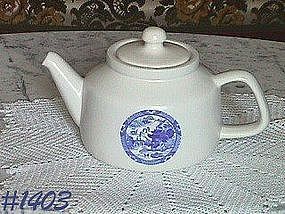 McCOY POTTERY -- BLUE WILLOW TEAPOT