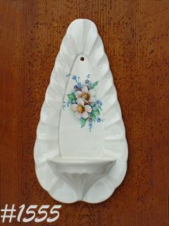 McCOY POTTERY FLORAL COUNTRY WALL SHELF SCONCE