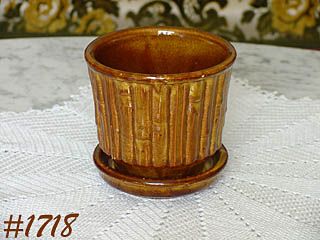 McCOY POTTERY HORTICULTURE LINE 4 1/4 INCH TALL FLOWERPOT WITH SAUCER