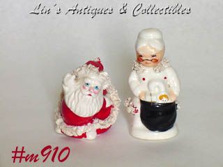 Vintage Spaghetti Santa and Mrs Claus Shaker Set