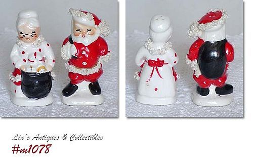 SPAGHETTI MR. AND MRS. CLAUS SHAKERS BY NAPCO