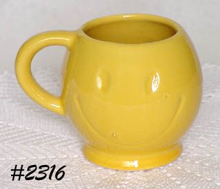 McCOY POTTERY -- HAPPY FACE (SMILE) MUG