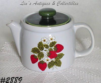 McCoy Pottery Strawberry Country Teapot