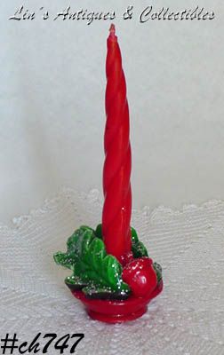 GURLEY CANDLE VINTAGE RED CANDLE WITH OAK LEAVES AND ACORN