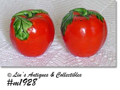 VINTAGE RED TOMATO SHAKER SET MADE IN JAPAN